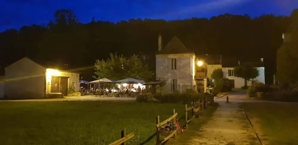 restaurant ouvrier près de Maurens