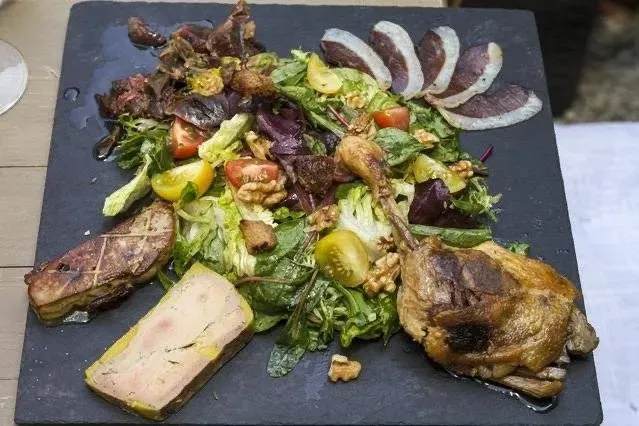 cuisine périgourdine près de Maurens